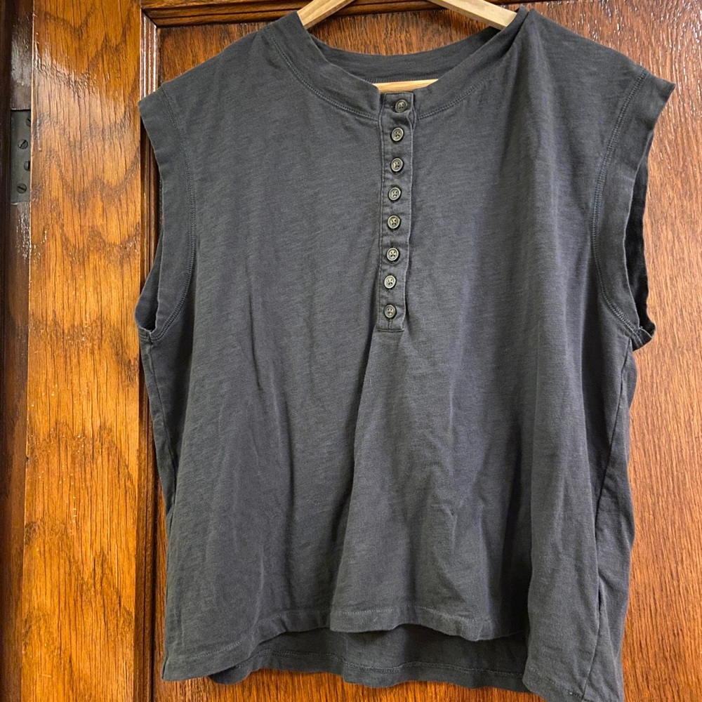 Madewell Size Medium Dark Gray Garment Dyed Muscle Tee Henley